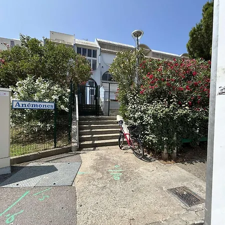 4 Pers Avec Piscine, Terrasse, Proche Commodites - Grau-du-roi - Fr-1-250-140