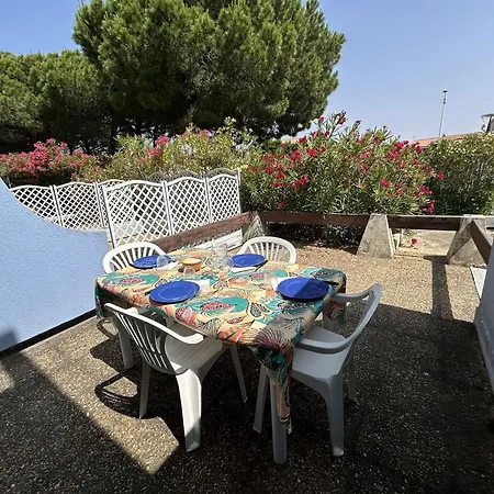 4 Pers Avec Piscine, Terrasse, Proche Commodites - Grau-du-roi - Fr-1-250-140 *